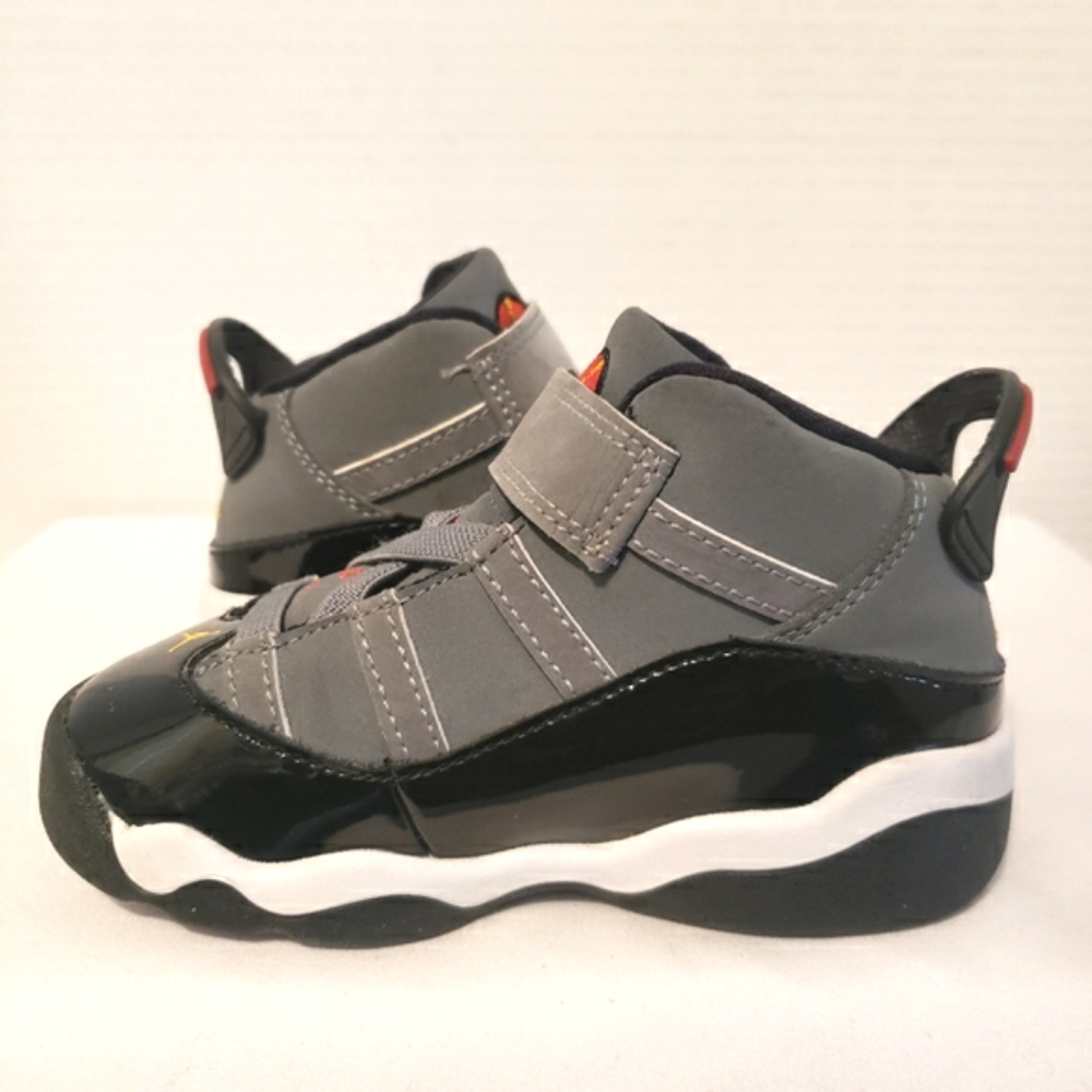 Jordan 6 Rings Toddler Size 7C Light Graphite, Black, White - Picture 4 of 15